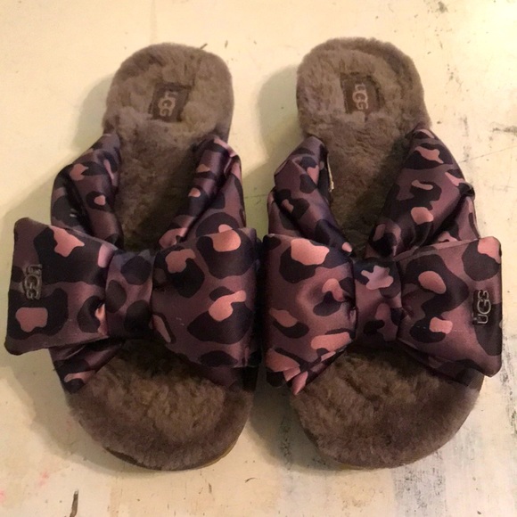 Ugg Shoes | Ugg Satin Bow Slippers | Color: Black/Brown/Pink | Size: 8 | Kim_Panozzo's Closet